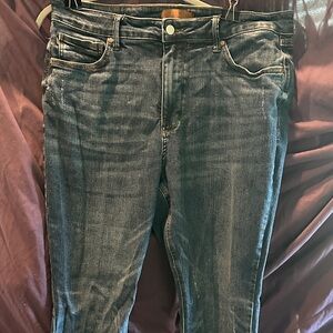 Judy Blue Dark Wash Skinny Jeans